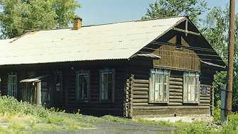 Picture of a cross-wall sviaz house